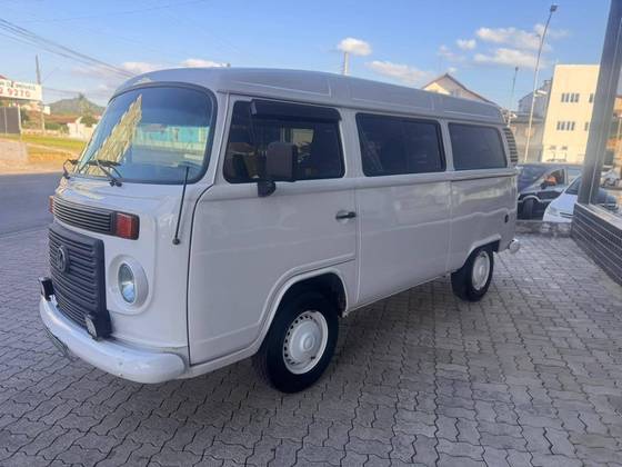 VOLKSWAGEN KOMBI 1.4 MI STD LOTAÇÃO 8V FLEX 3P MANUAL